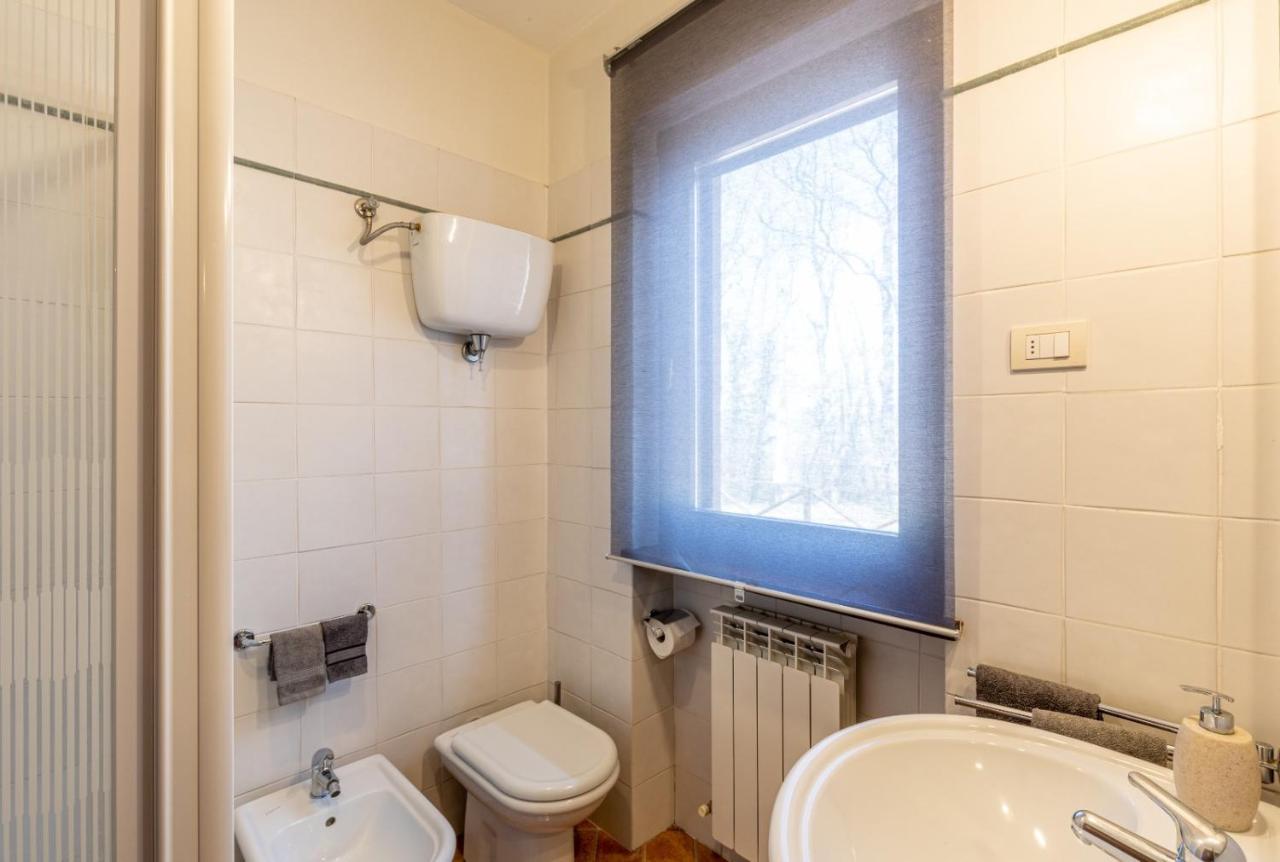 Casa Vacanze Colonnata กุบบีโอ ภายนอก รูปภาพ